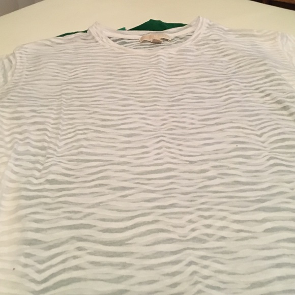 Michael Kors cute white top - Picture 3 of 3