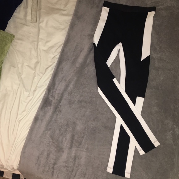 BCBG Maxazria Legging
