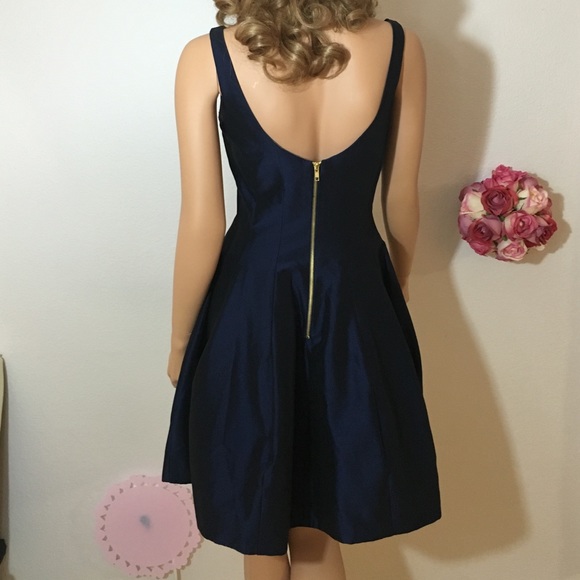 Fitted party dress brand new with tag - Picture 2 of 4