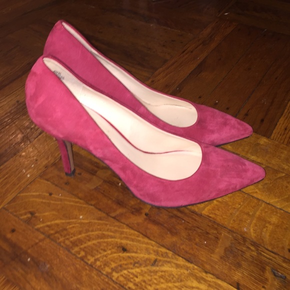 Nine West red suede shoes ❤️❤️❤️