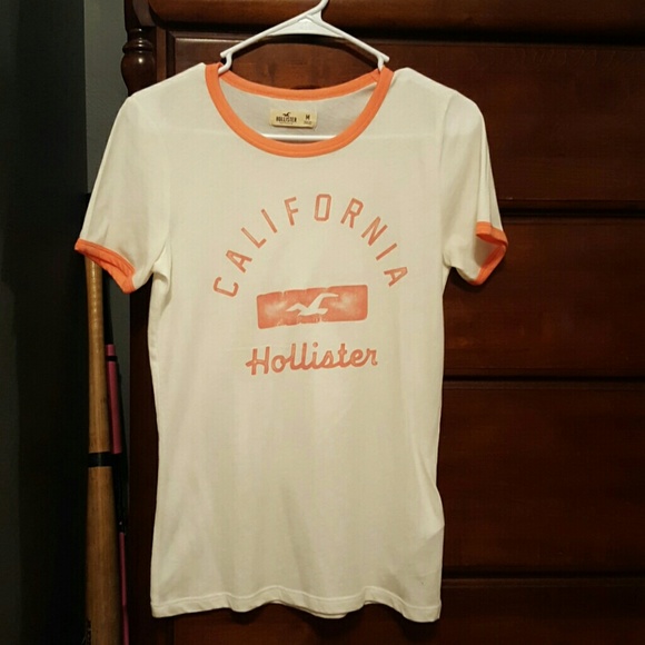 Hollister t-shirt