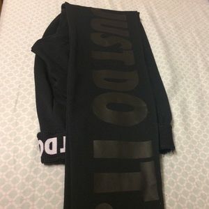 NWT Nike leggings