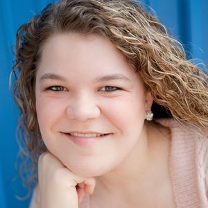 Meet your Posher, Shea