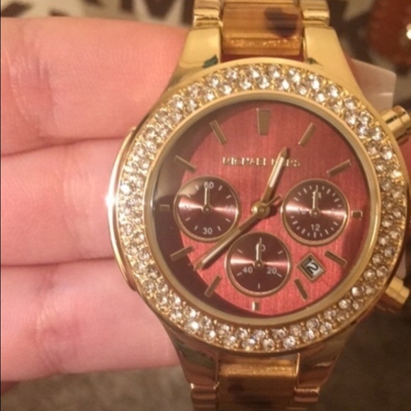 Holiday Special Michael Kors - Picture 2 of 4