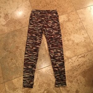 LulaRoe camp leggings
