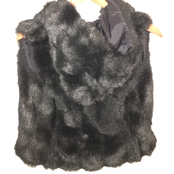 Hooded Faux Fur INC International Concepts Vest - Picture 3 of 4