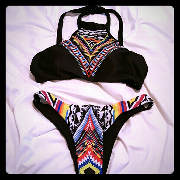 NEW tribal bikini set size medium
