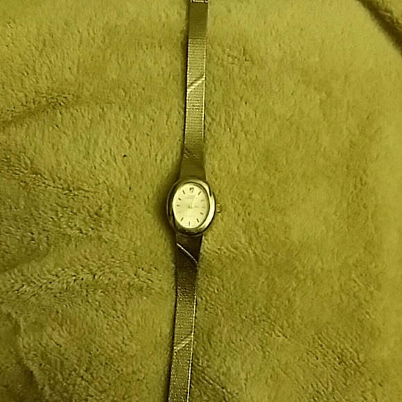 Vintage Sarah Coventry Watch - Picture 2 of 2