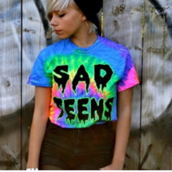 SAD TEENS TIE DYE SHIRT 🌈💟