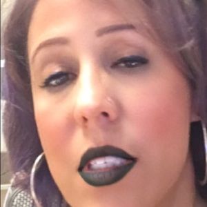 Meet your Posher, Mari