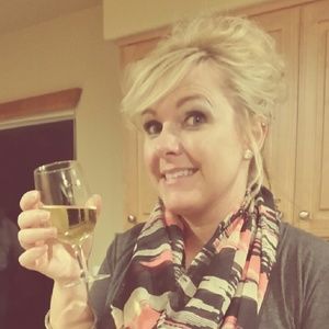 Meet your Posher, Wyndi