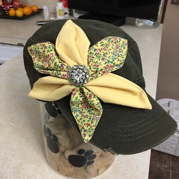 Hat - Picture 2 of 2