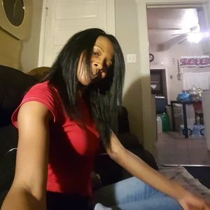 Meet your Posher, Monica