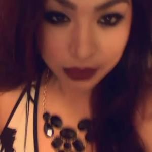 Meet your Posher, Oena