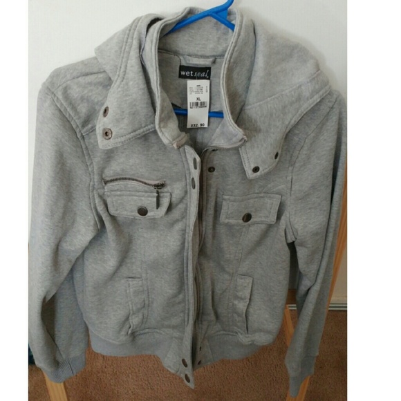 Brand new sweater