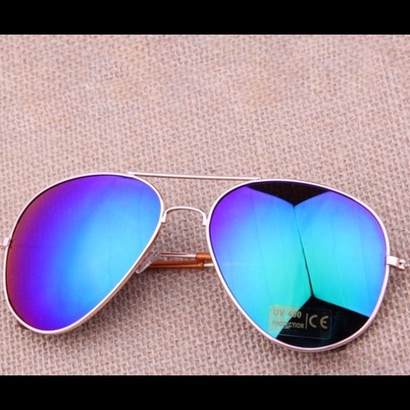 LAST ONE Blue hued Aviators Sunnies UV Protection - Picture 2 of 2