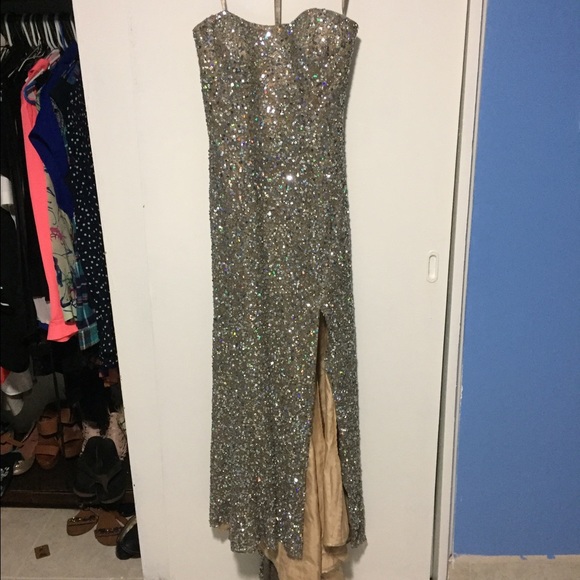 ‼️FINAL MARK DOWN ‼️Sequin Gown