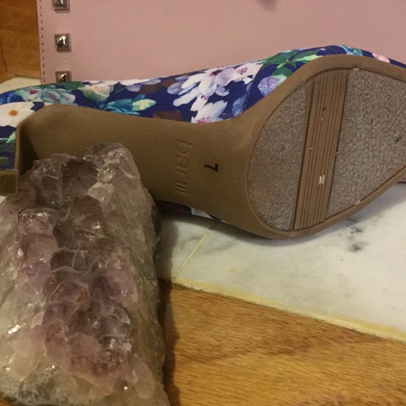 Bar III Floral Pumps - Picture 2 of 2