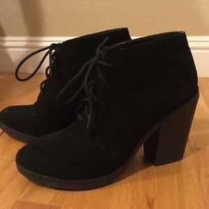 Steve Madden Suede Ankle Booties