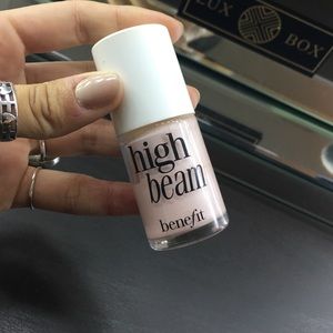 Benefit High Beam