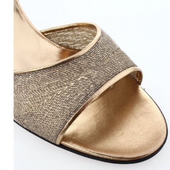 YSL size 9.5 Giselle METALLIC gold slingback pumps - Picture 4 of 4