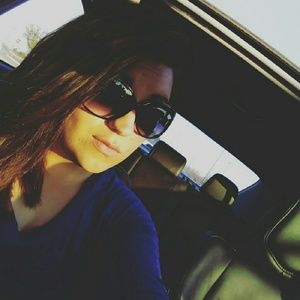 Meet your Posher, Joan