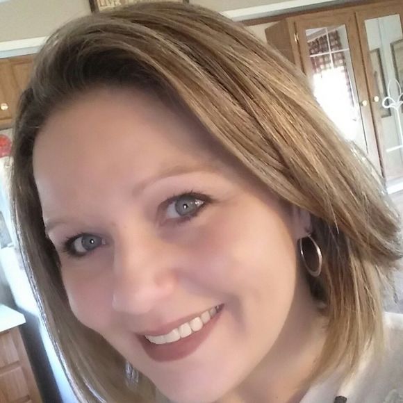 Meet your Posher, Tonya