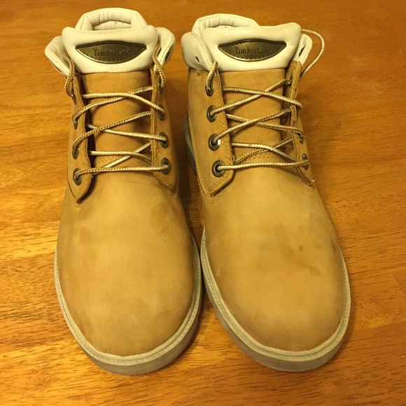Low Timberland Boots