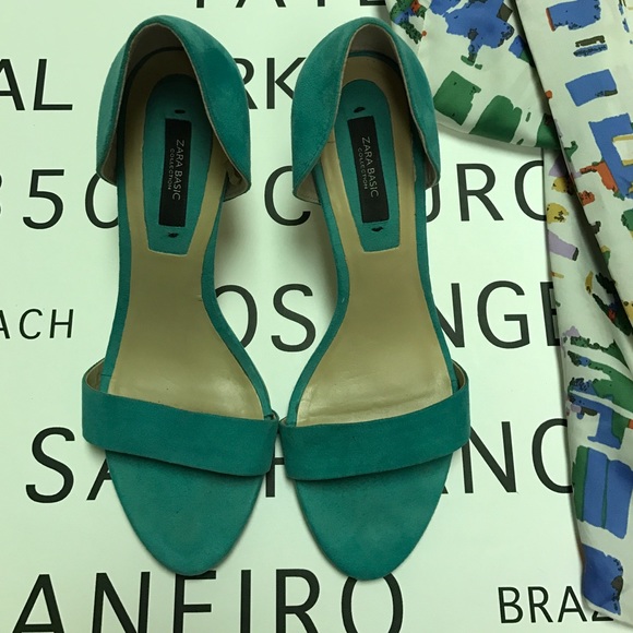 New Listing! Zara Heeled Sandals - Picture 2 of 4