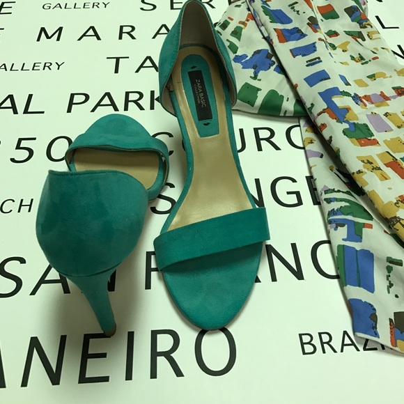 New Listing! Zara Heeled Sandals - Picture 3 of 4