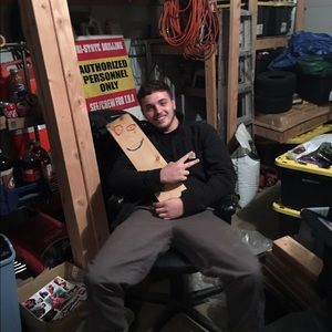 Meet your Posher, Thomas