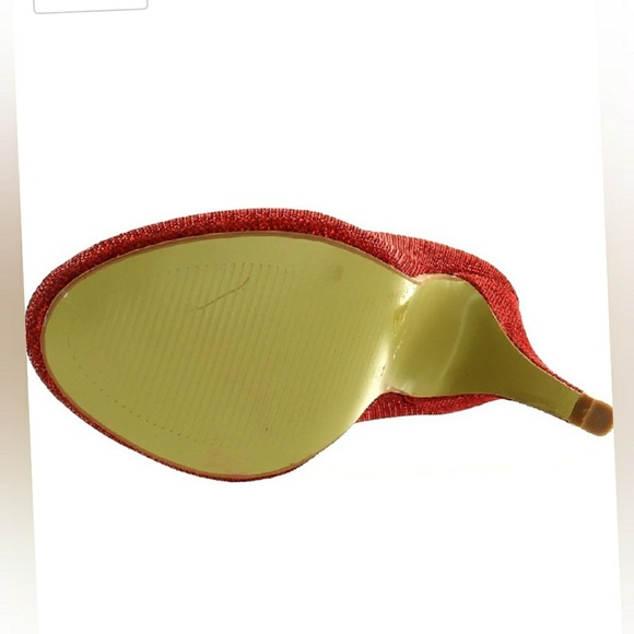 last Pair 7.5  Red Heels 🚨PRICE IS FIRM🚨 - Picture 3 of 8