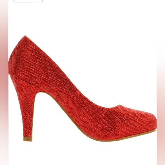 last Pair 7.5  Red Heels 🚨PRICE IS FIRM🚨 - Picture 4 of 8