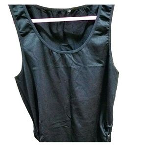 Fabletics Stretchy Tank.