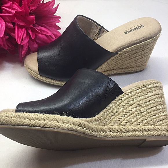 (Size 9.5, 10) Black Espadrille Slip-On Wedge Heel - Picture 4 of 4