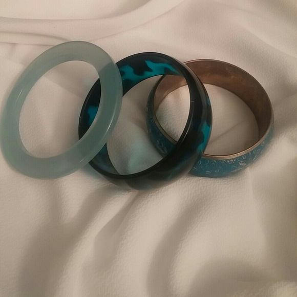 BANGLE BRACELETS - Picture 1 of 1