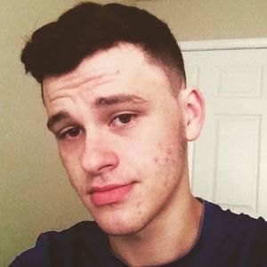 Meet your Posher, Alex