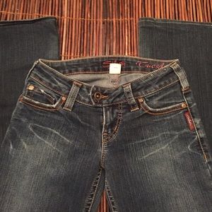 Silver Jeans - Tuesday • 25 x 30