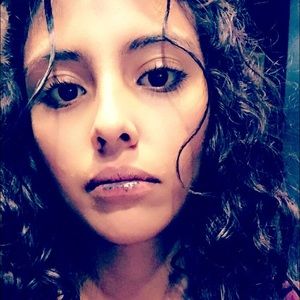 Meet your Posher, Becky