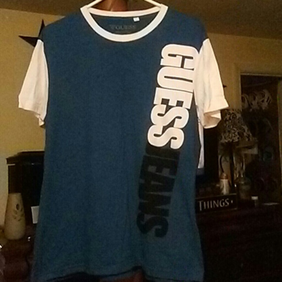 Guess Tee