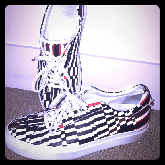 Givenchy trainer shors