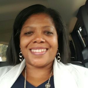 Meet your Posher, Edna