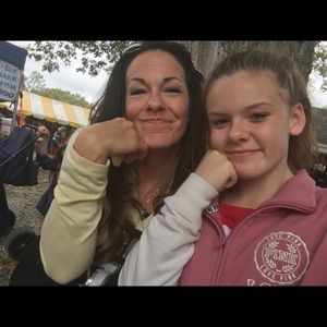 Meet your Posher, Dawn