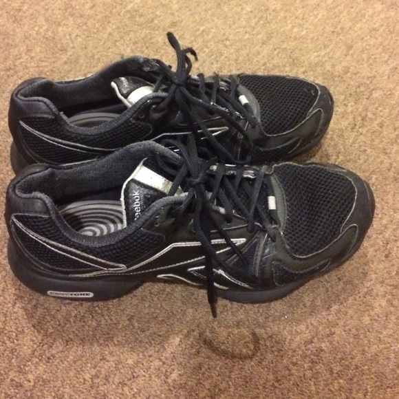 Reebok Toners sz 10