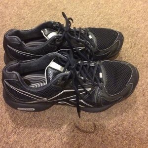 Reebok Toners sz 10