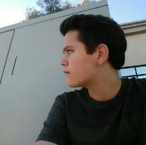 Meet your Posher, Davis