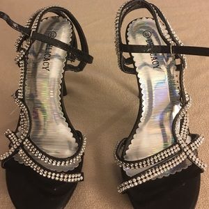 New women heels, Delicacy brand.