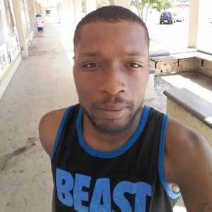 Meet your Posher, Devin