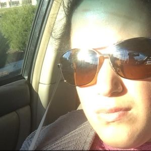 Meet your Posher, Laura