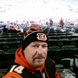 Meet your Posher, Chris